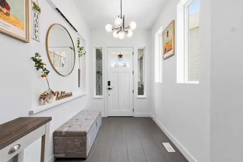 14148 230 STREET - photo 3 of 40