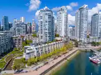 321 1228 MARINASIDE CRESCENT - thumbnail 1