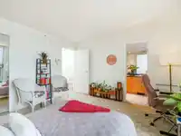 321 1228 MARINASIDE CRESCENT - thumbnail 15