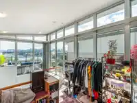 321 1228 MARINASIDE CRESCENT - thumbnail 27