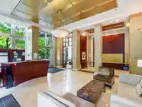 321 1228 MARINASIDE CRESCENT - thumbnail 4