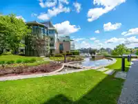321 1228 MARINASIDE CRESCENT - thumbnail 34