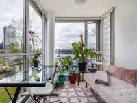 321 1228 MARINASIDE CRESCENT - thumbnail 10