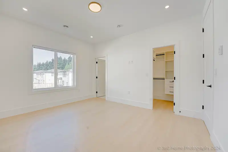 2719 202 STREET - photo 4 of 28