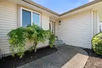 46118 DOWNES AVENUE - thumbnail 5