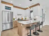 2 5221 CLARENDON STREET - thumbnail 2