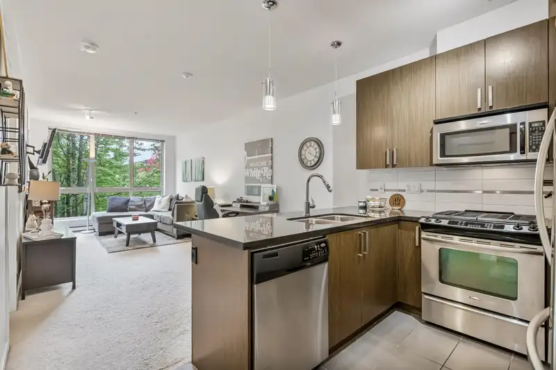 329 15988 26 AVENUE - photo 3 of 37