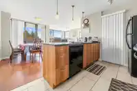 306 7108 COLLIER STREET - thumbnail 9