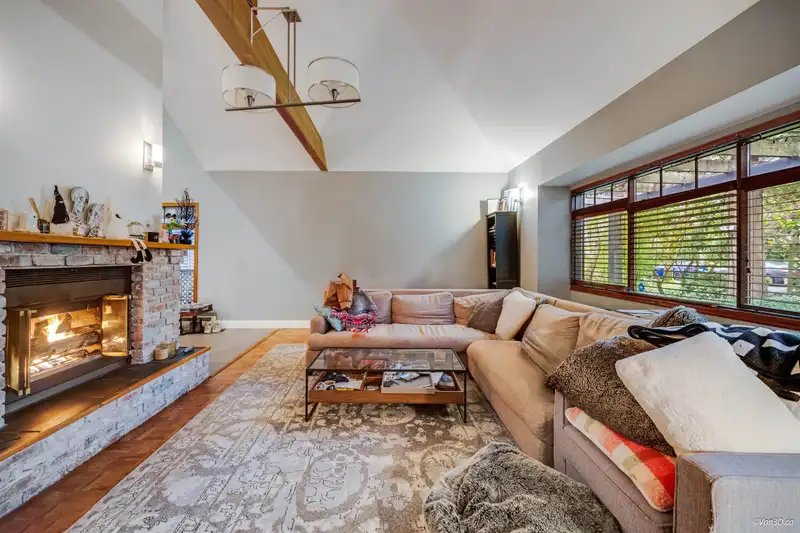 3758 W 35TH AVENUE - photo 1 of 38