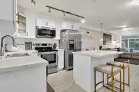 101 5650 201A STREET - thumbnail 8