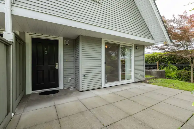 13 1203 MADISON AVENUE - photo 3 of 30