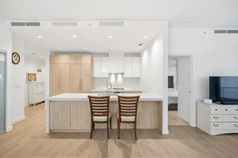 3602 6080 MCKAY AVENUE - photo 4 of 30