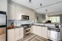 11 6878 SOUTHPOINT DRIVE - thumbnail 4