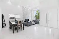 7705 117 STREET - thumbnail 2