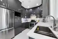 7705 117 STREET - thumbnail 11