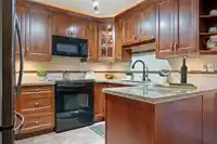 307 15941 MARINE DRIVE - thumbnail 11