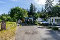 8 2216 LOUGHEED HIGHWAY - thumbnail 3