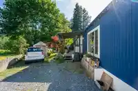 8 2216 LOUGHEED HIGHWAY - thumbnail 5