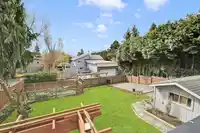14704 16A AVENUE - thumbnail 18