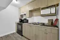 14704 16A AVENUE - thumbnail 32
