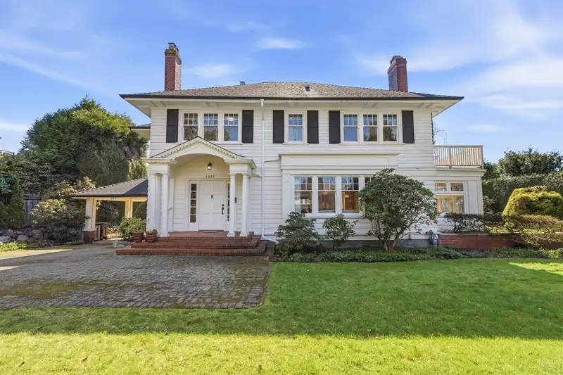 1570 W 36TH AVENUE - photo 1 of 33