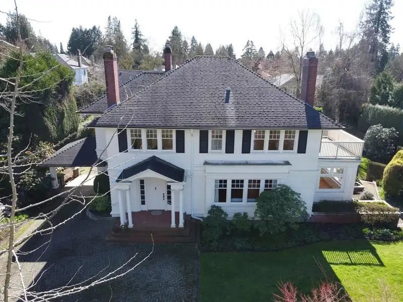 1570 W 36TH AVENUE - photo 2 of 33