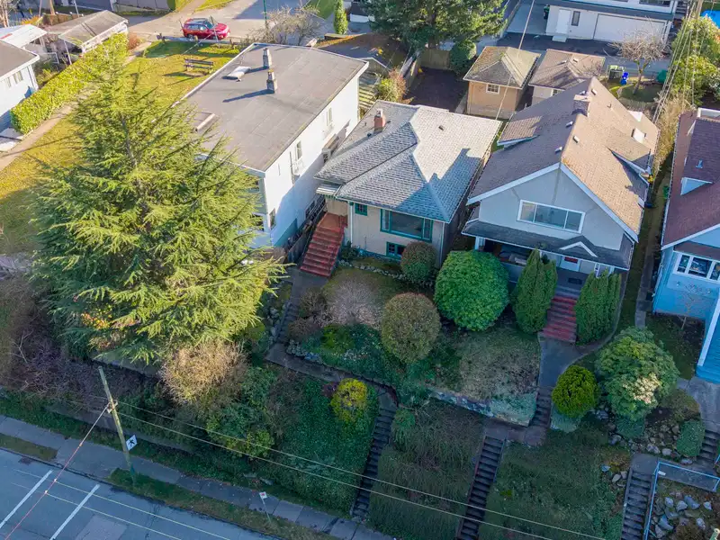 3910 W 10TH AVENUE - photo 2 of 30