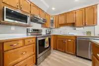 9539 215A STREET - thumbnail 16