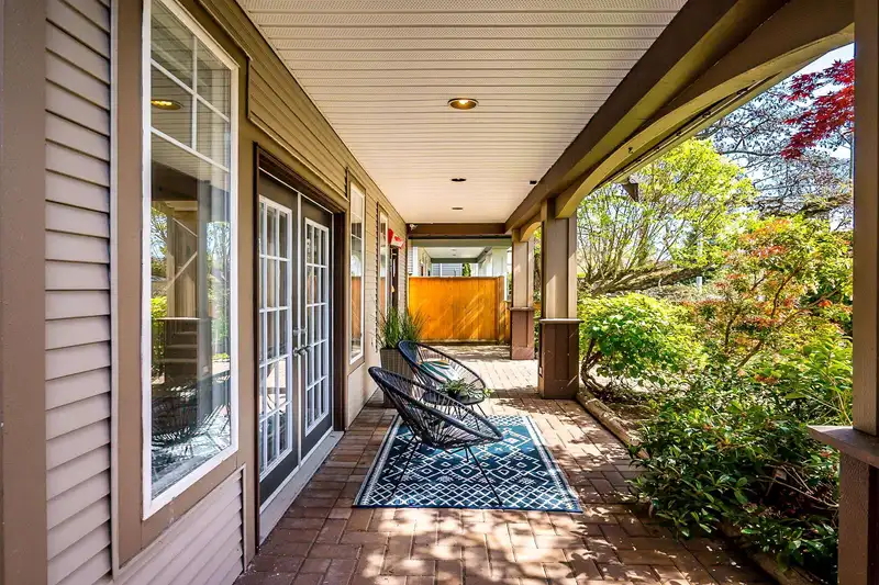 3933 GARRY STREET - photo 4 of 40