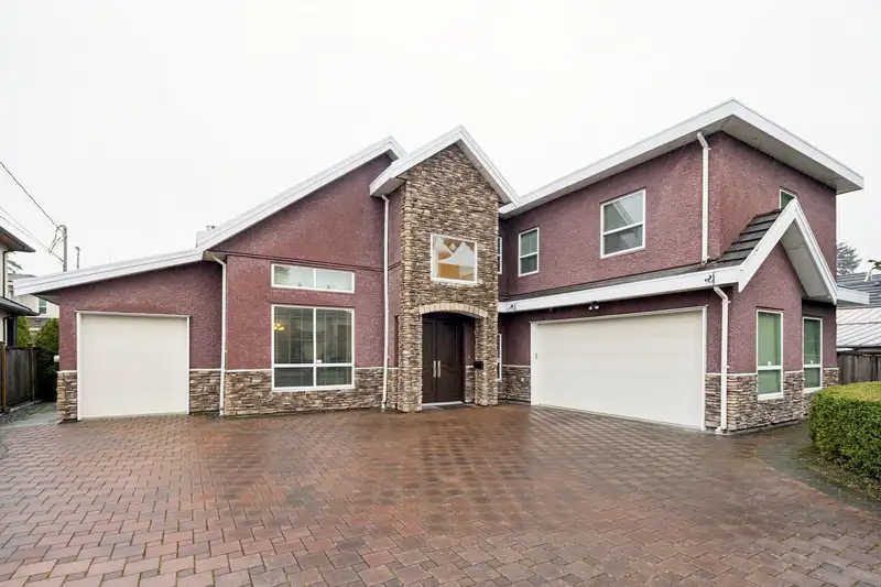 9551 SAUNDERS ROAD - photo 1 of 40