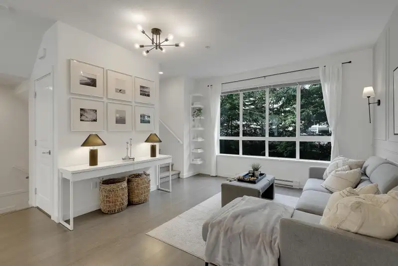52 8138 204 STREET - photo 2 of 39