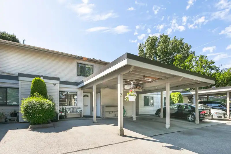 3 9080 PARKSVILLE DRIVE - photo 1 of 28