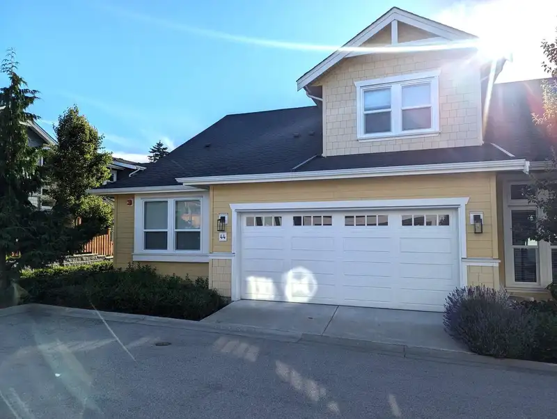 44 21858 47B AVENUE - photo 1 of 39