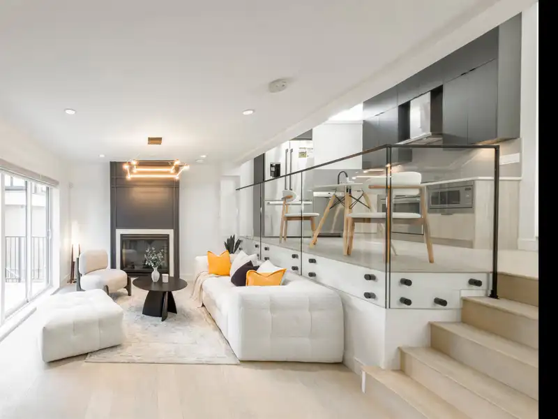 7355 OAK STREET - photo 4 of 18