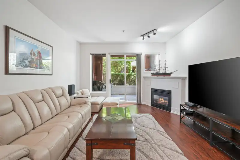 105 20239 MICHAUD CRESCENT - photo 3 of 18