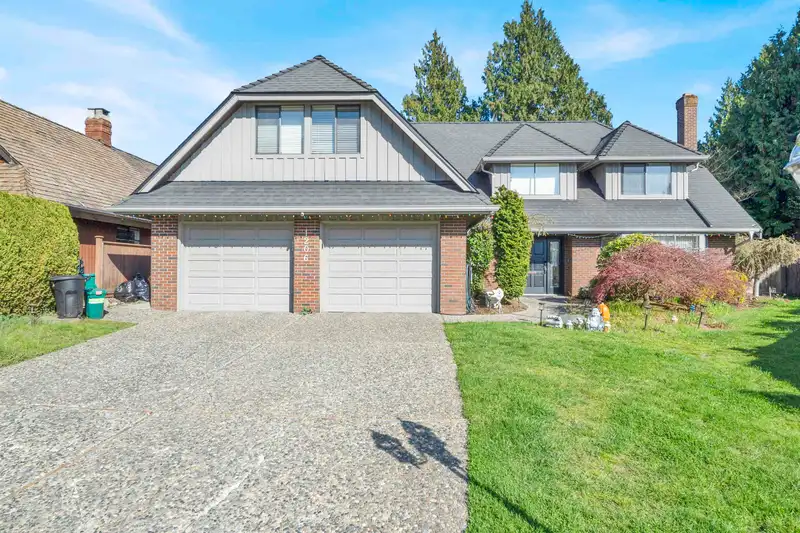 1206 PACIFIC DRIVE - photo 1 of 28
