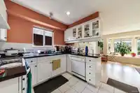 215 W 18TH STREET - thumbnail 8