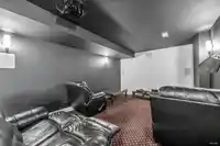 2560 162 STREET - thumbnail 18