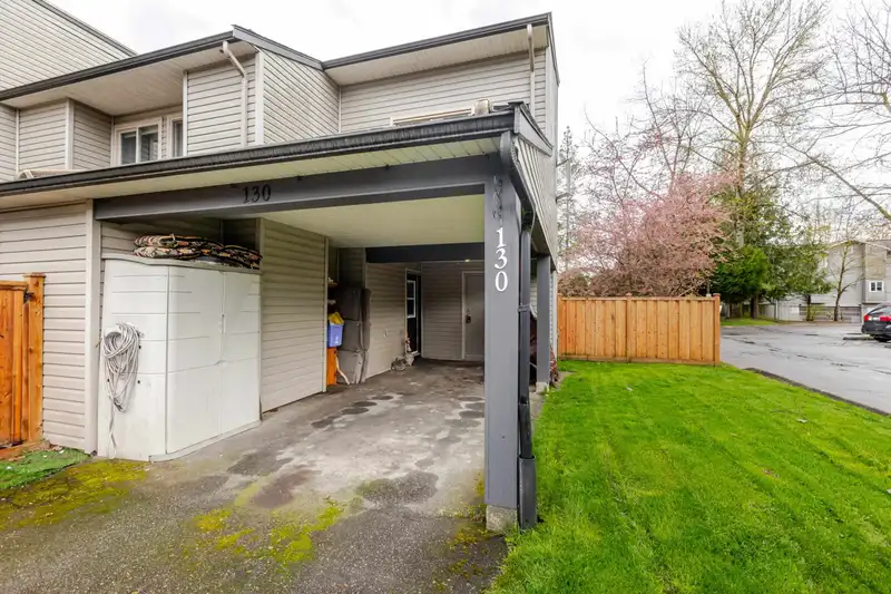 130 27456 32 AVENUE - photo 3 of 35