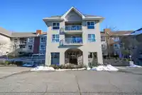 212 19835 64 AVENUE - thumbnail 1