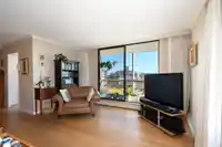 402 1390 DUCHESS AVENUE - thumbnail 7