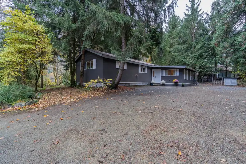 10821 N POPKUM ROAD - photo 1 of 40
