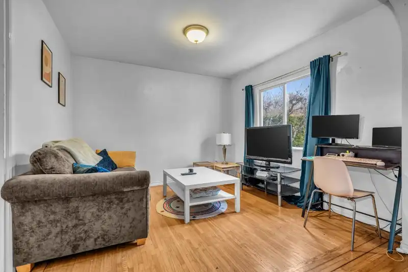 3555 TRAFALGAR STREET - photo 4 of 30