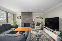 3201 LONSDALE AVENUE - thumbnail 2