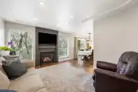 4 9559 208 STREET - thumbnail 2