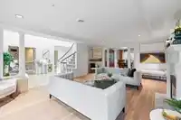 2318 OLIVER CRESCENT - thumbnail 9