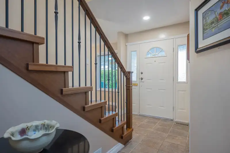 19883 34A AVENUE - photo 2 of 40