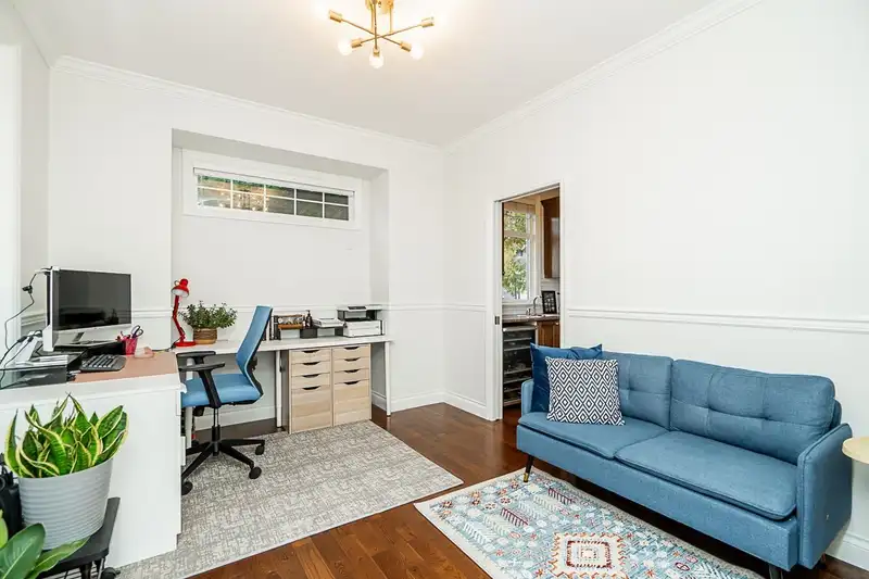 19676 73B AVENUE - photo 4 of 40