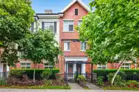 40 20738 84 AVENUE - thumbnail 3