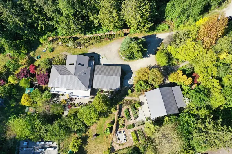 2855 LACEY PLACE - photo 1 of 40